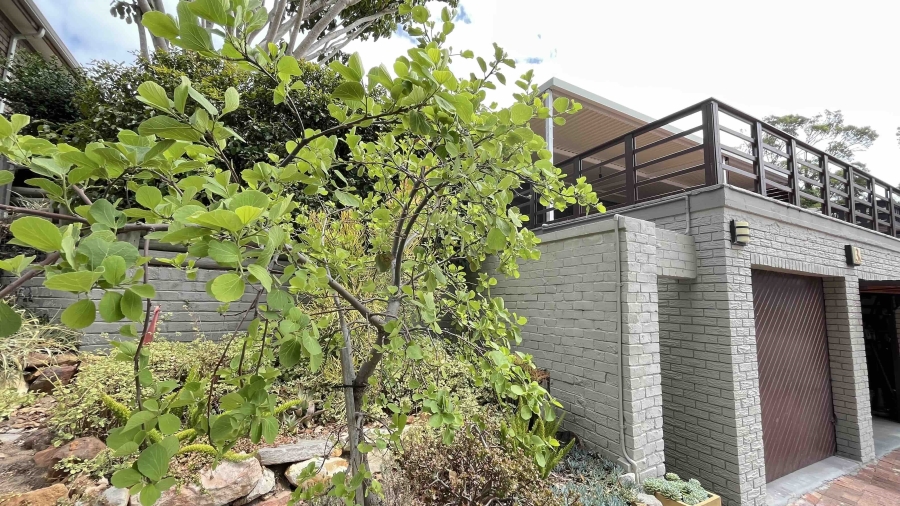 3 Bedroom Property for Sale in Glencairn Western Cape